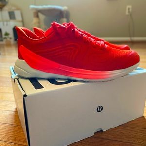 NEW in box‼️ lululemon Blissfeel 2 running shoes